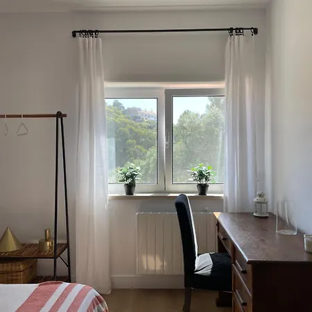 Πανσιόν Oliva Ericeria 4*