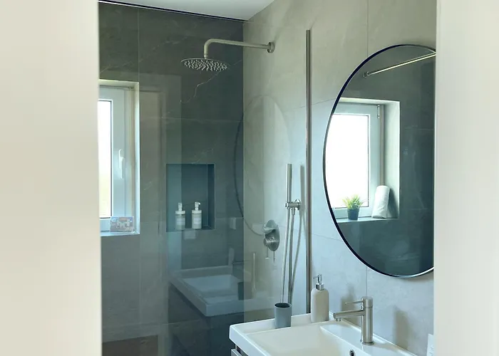 Πανσιόν Oliva 4*